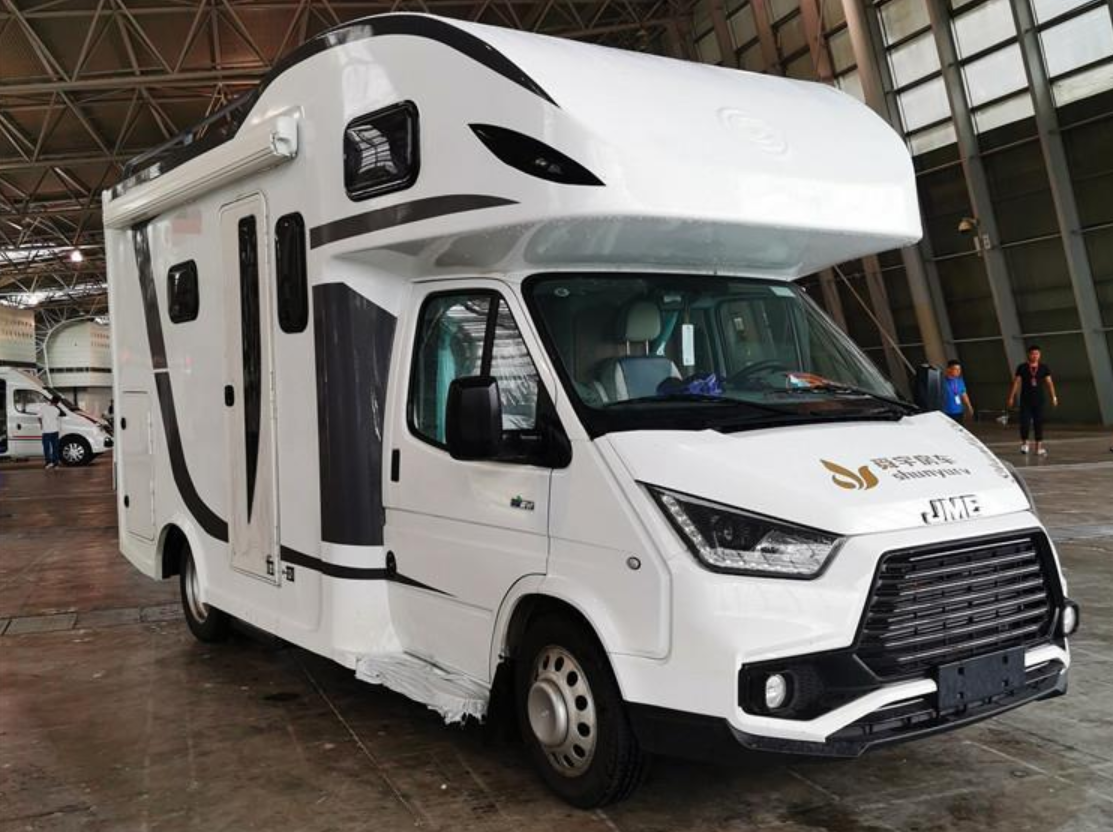 江鈴特順C型房車(chē)